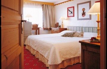 Grand Hotel Au Rond Point Des Pistes 쿠쉐벨 외부 사진